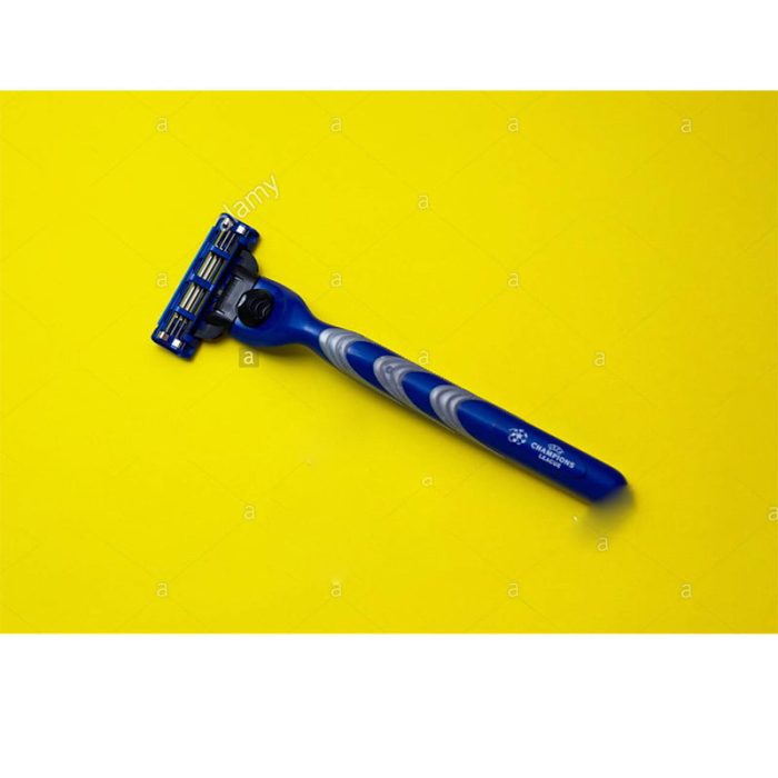ژیلت مچ تری چمپیون لیگ + 3 عدد سری یدک | gillette mach3