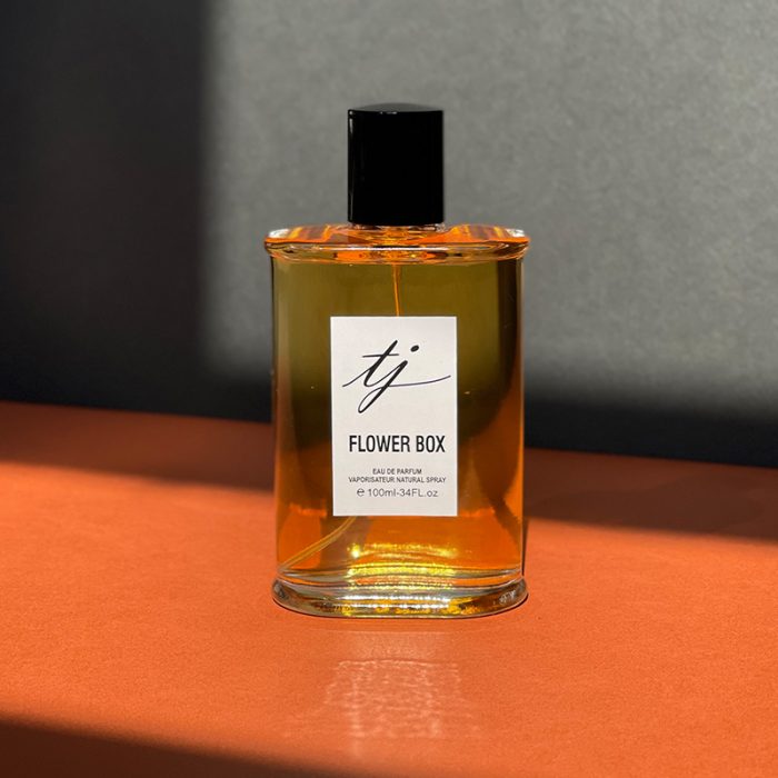 عطر فلاور باکس tj رایحه فلاور بمب