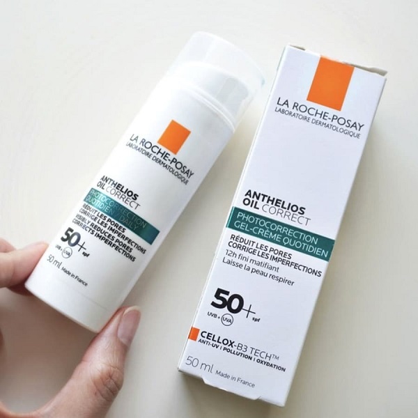 ژل ضد آفتاب بی رنگ کنترل چربی لاروش پوزای Spf 50