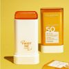 ضد آفتاب استیکی کلارنس  Spf 50